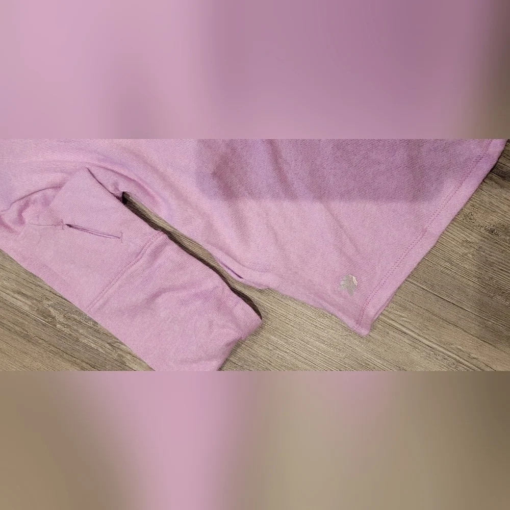 Girl's Cozy Lavender Pullover Hoodie Size M (7/8) - All In Motion